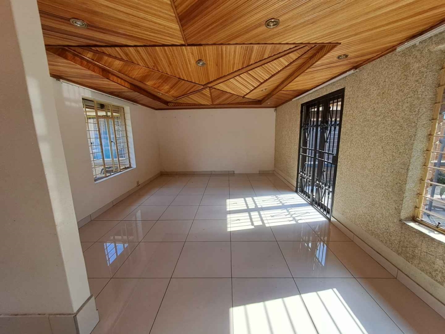 To Let 2 Bedroom Property for Rent in The Reeds Gauteng