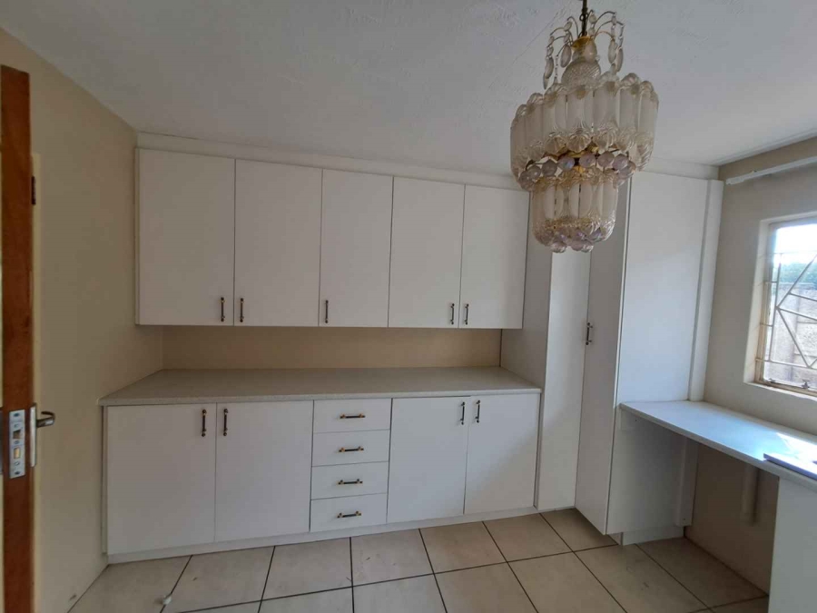 To Let 2 Bedroom Property for Rent in The Reeds Gauteng