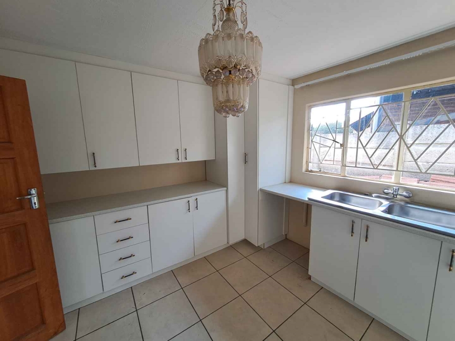 To Let 2 Bedroom Property for Rent in The Reeds Gauteng