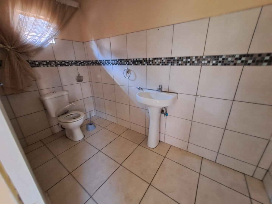 To Let 2 Bedroom Property for Rent in The Reeds Gauteng