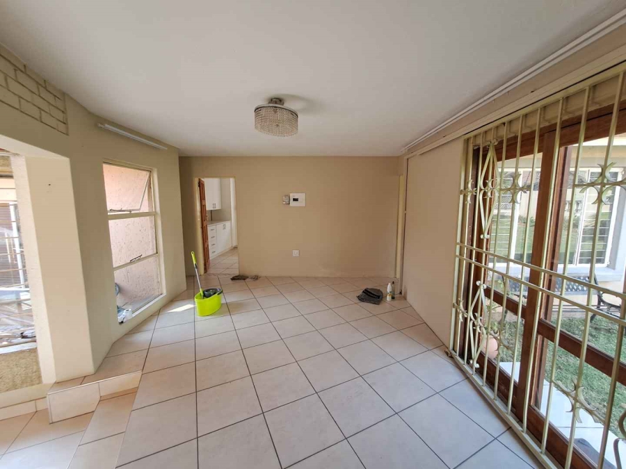 To Let 2 Bedroom Property for Rent in The Reeds Gauteng