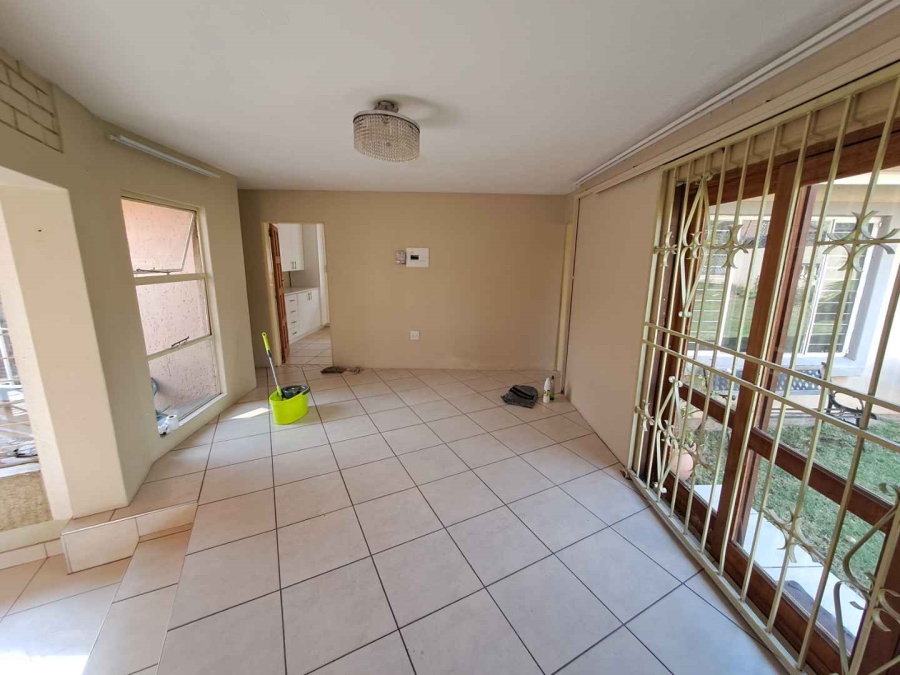 To Let 2 Bedroom Property for Rent in The Reeds Gauteng