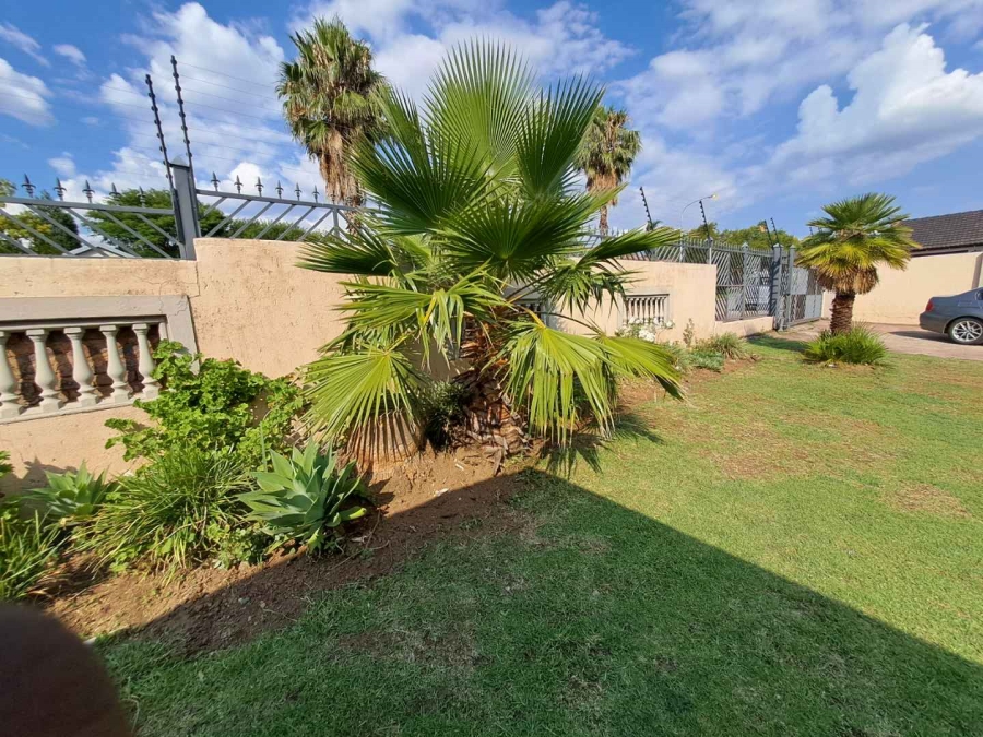 To Let 2 Bedroom Property for Rent in The Reeds Gauteng