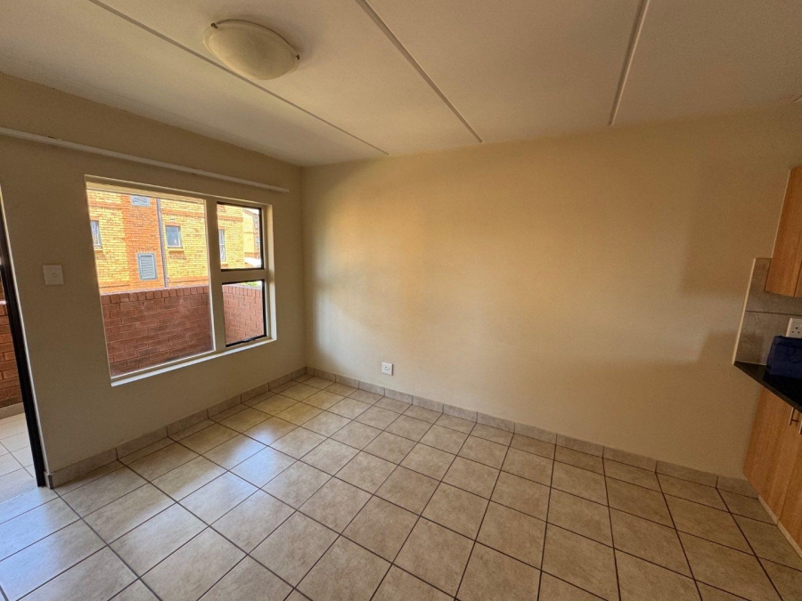 To Let 2 Bedroom Property for Rent in Olympus Gauteng