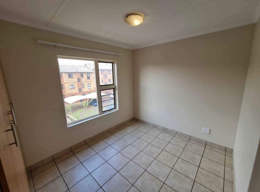 To Let 2 Bedroom Property for Rent in Olympus Gauteng