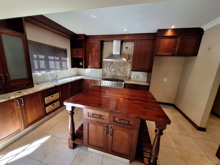 To Let 3 Bedroom Property for Rent in Douglasdale Gauteng