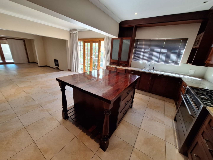 To Let 3 Bedroom Property for Rent in Douglasdale Gauteng