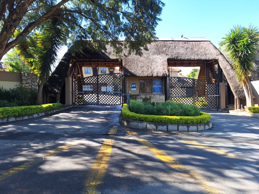 To Let 3 Bedroom Property for Rent in Douglasdale Gauteng