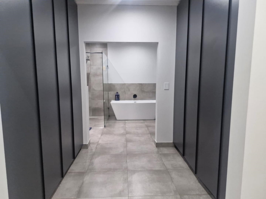 3 Bedroom Property for Sale in Edenburg Gauteng