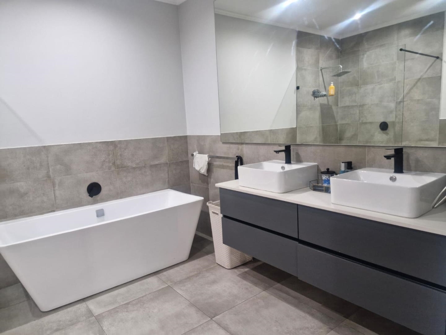 3 Bedroom Property for Sale in Edenburg Gauteng