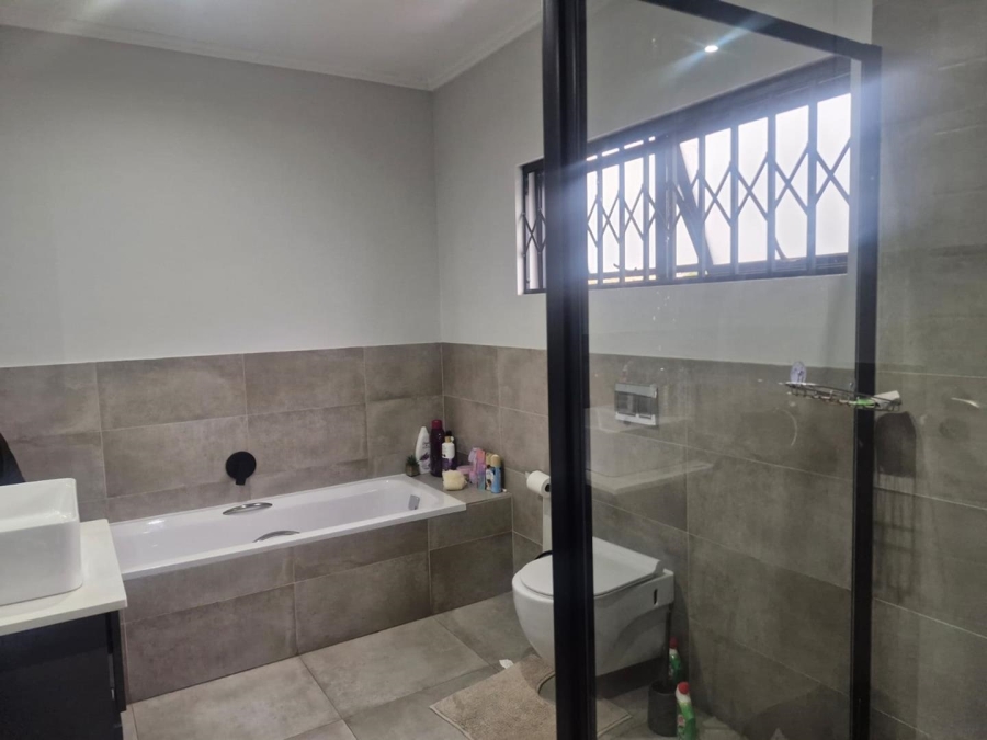 3 Bedroom Property for Sale in Edenburg Gauteng