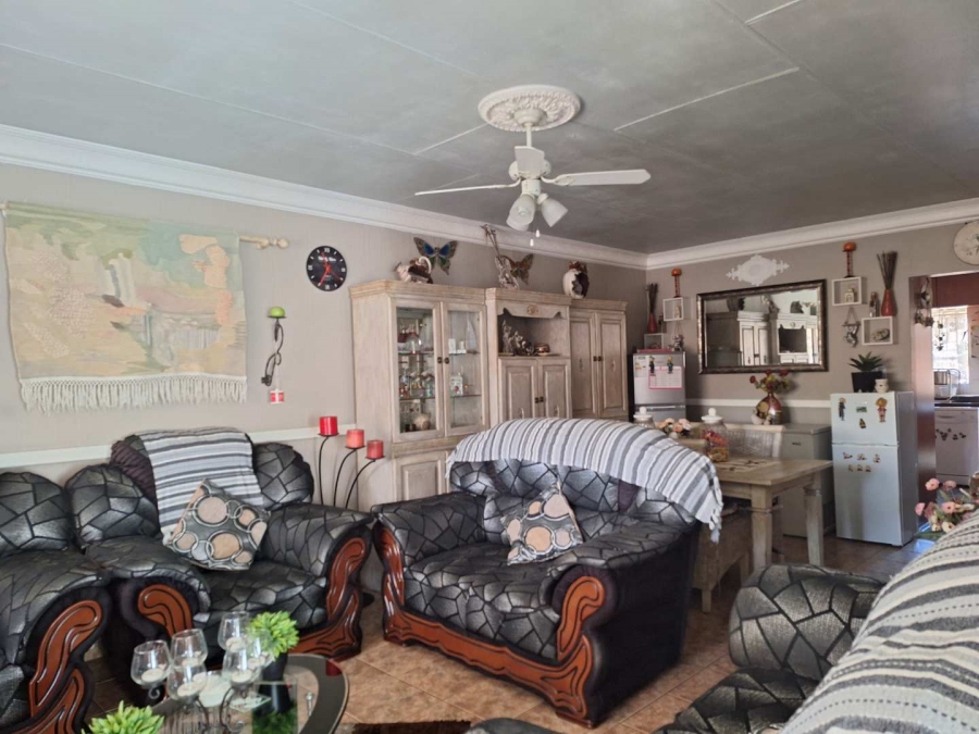 3 Bedroom Property for Sale in Gosforth Park Gauteng