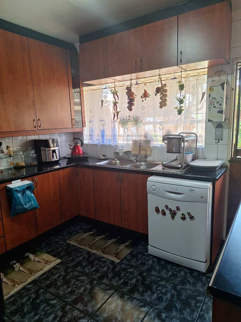 3 Bedroom Property for Sale in Gosforth Park Gauteng