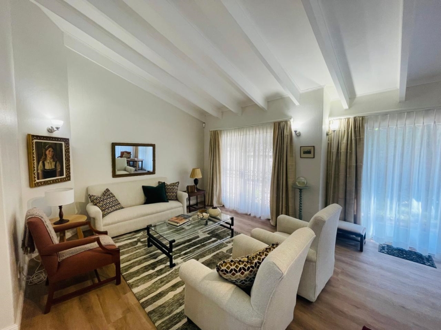 To Let 2 Bedroom Property for Rent in Illovo Gauteng