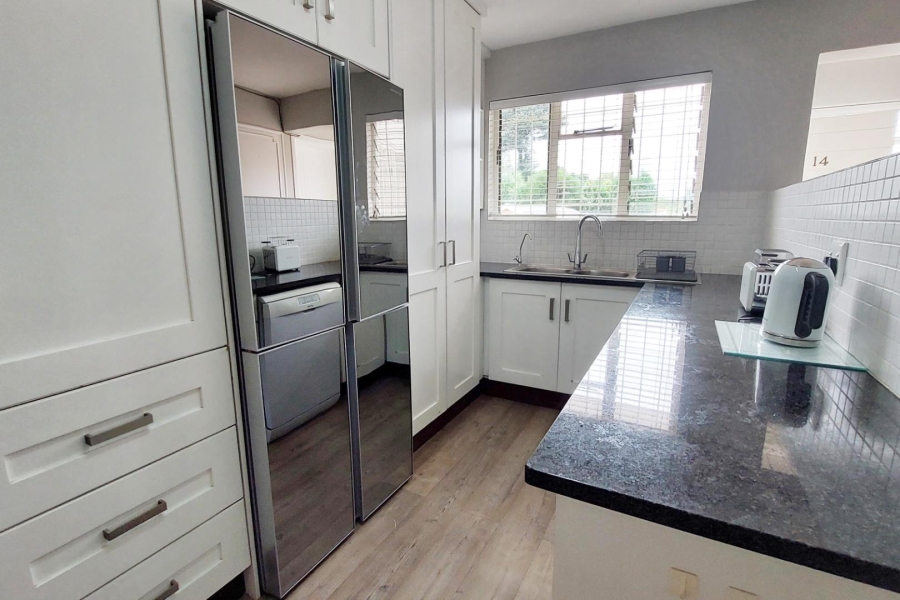 To Let 2 Bedroom Property for Rent in Parkmore Gauteng