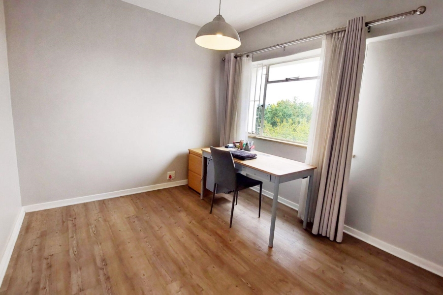 To Let 2 Bedroom Property for Rent in Parkmore Gauteng