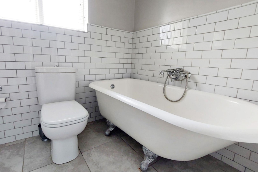 To Let 2 Bedroom Property for Rent in Parkmore Gauteng
