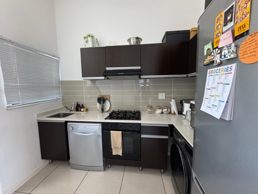 To Let 1 Bedroom Property for Rent in Fourways Gauteng