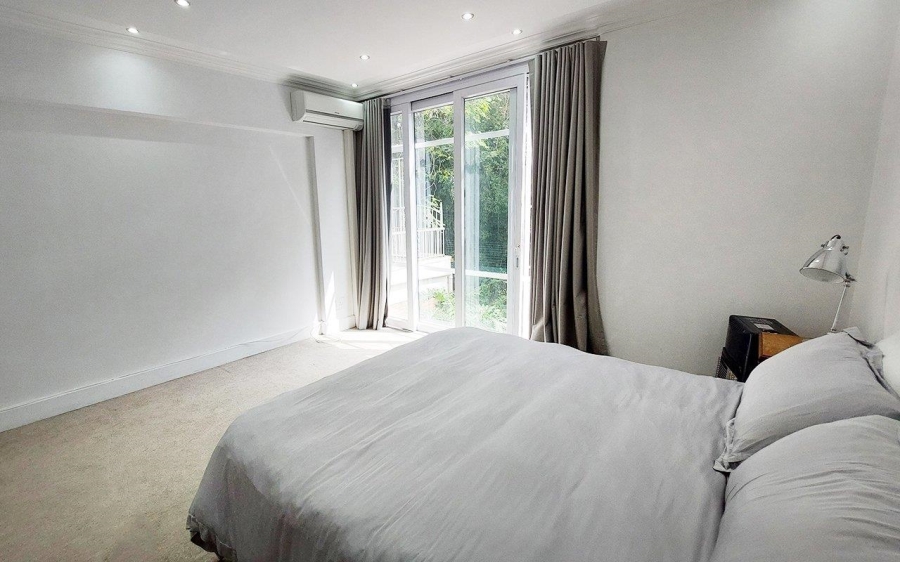 To Let 2 Bedroom Property for Rent in Illovo Gauteng