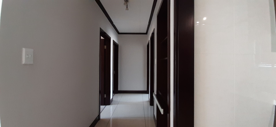 To Let 3 Bedroom Property for Rent in Maroeladal Gauteng