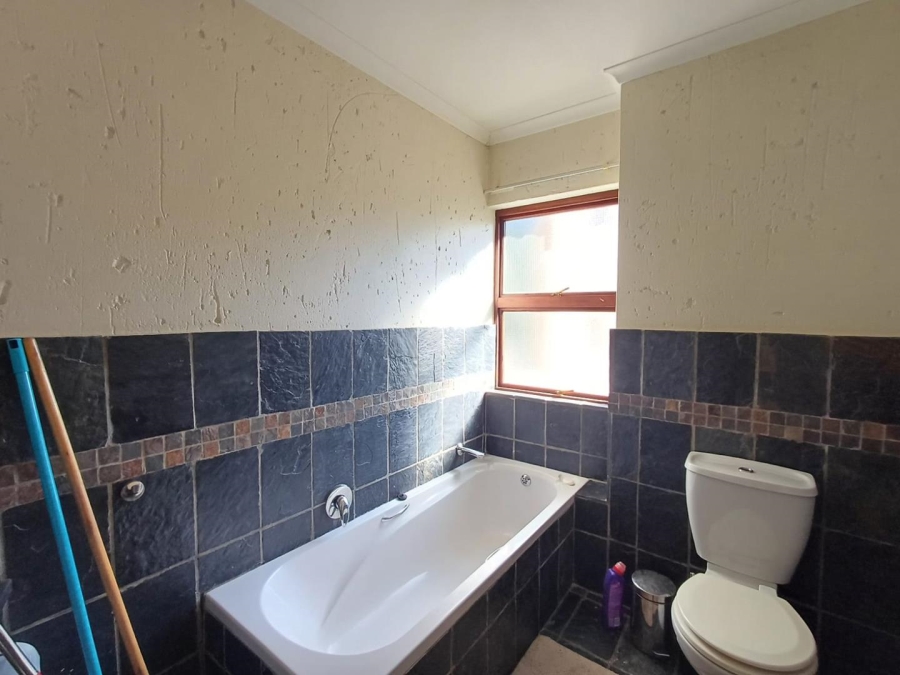 To Let 2 Bedroom Property for Rent in Ferndale Gauteng