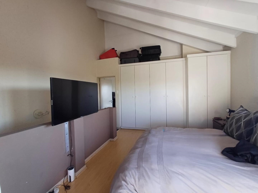 To Let 2 Bedroom Property for Rent in Ferndale Gauteng