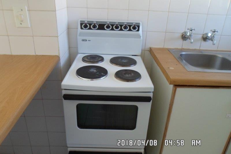 To Let 2 Bedroom Property for Rent in Die Hoewes Gauteng