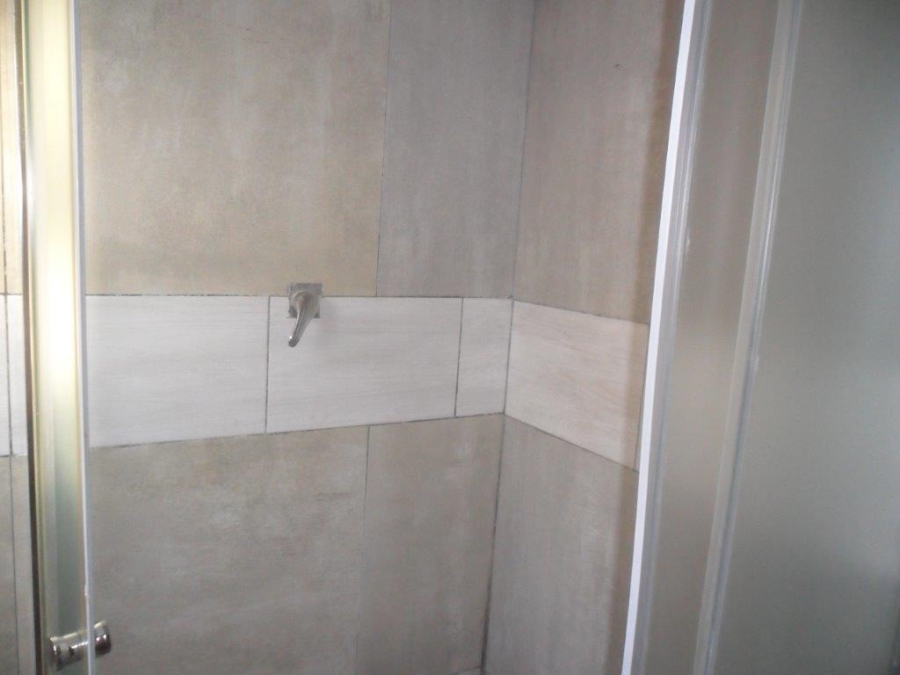 To Let 1 Bedroom Property for Rent in East Lynne Gauteng