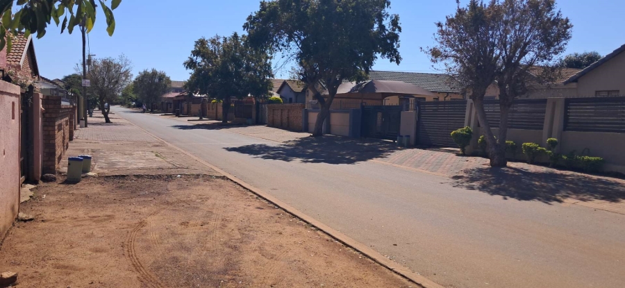 3 Bedroom Property for Sale in Soshanguve VV Gauteng