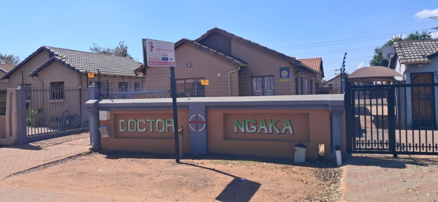 3 Bedroom Property for Sale in Soshanguve VV Gauteng