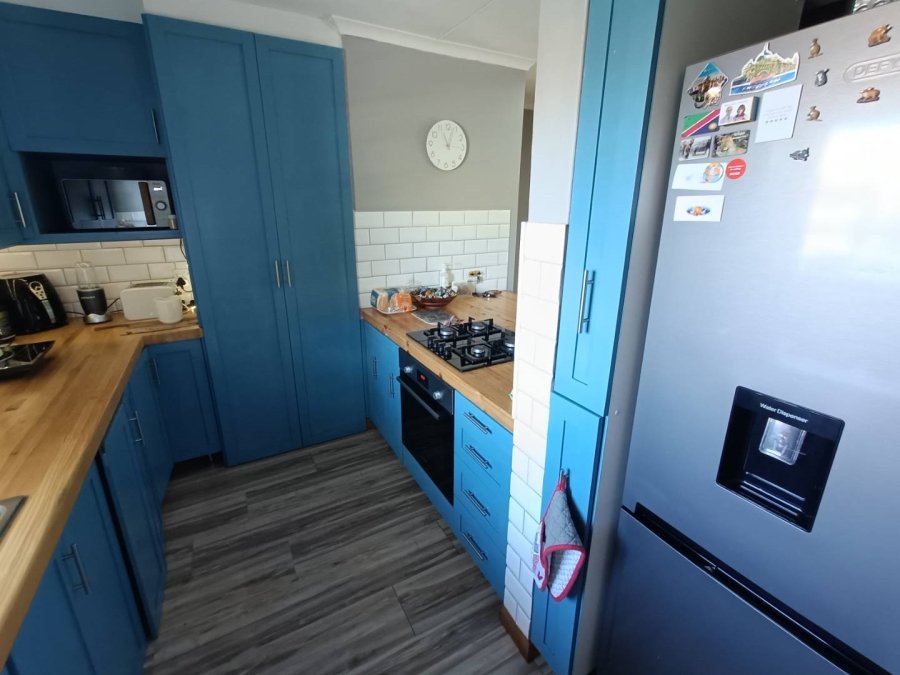 2 Bedroom Property for Sale in Die Hoewes Gauteng