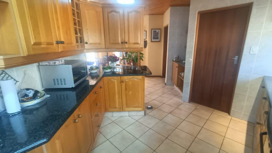 3 Bedroom Property for Sale in Hennopspark Gauteng