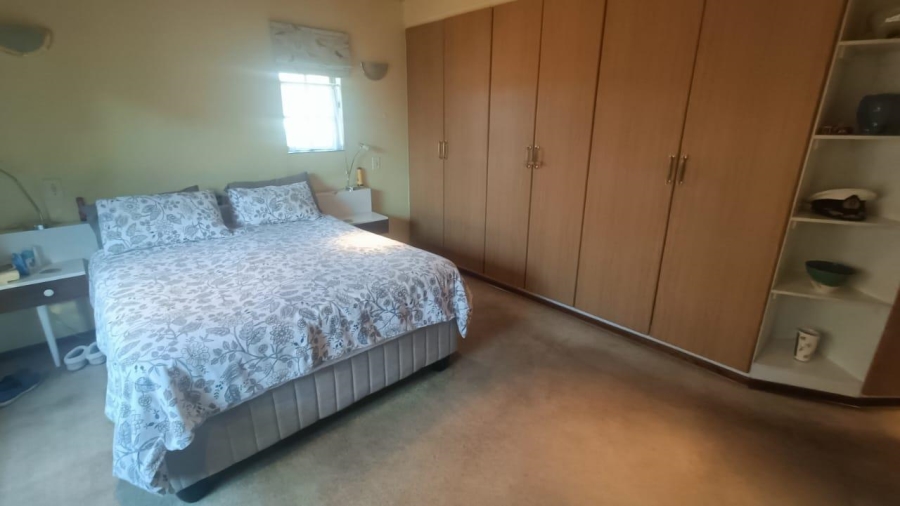 3 Bedroom Property for Sale in Hennopspark Gauteng