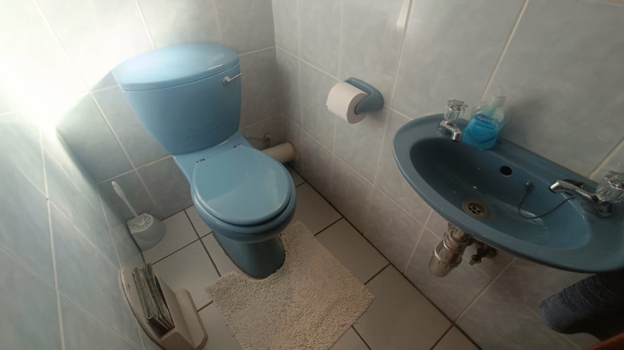 3 Bedroom Property for Sale in Hennopspark Gauteng