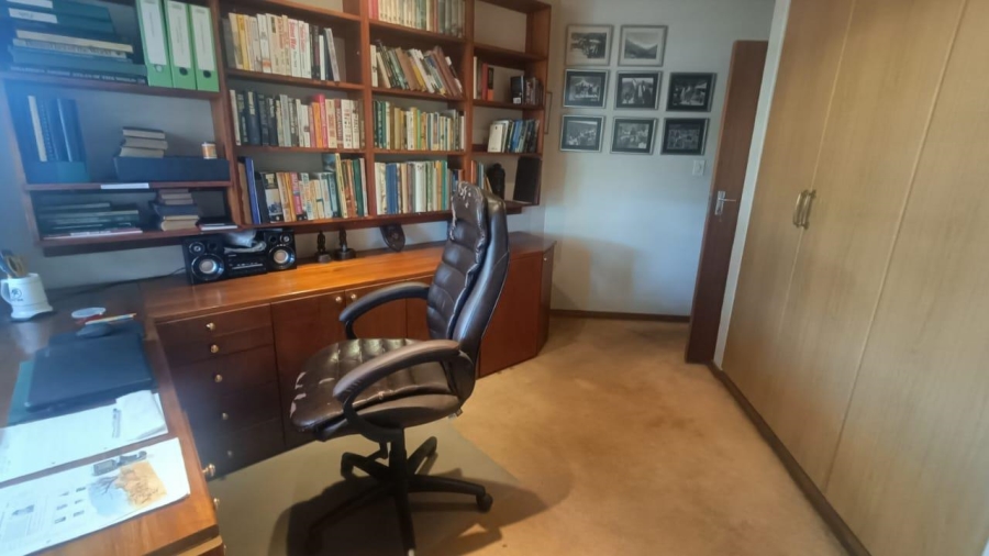 3 Bedroom Property for Sale in Hennopspark Gauteng
