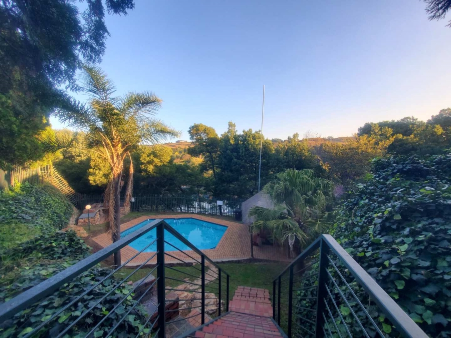 To Let 2 Bedroom Property for Rent in Wilro Park Gauteng