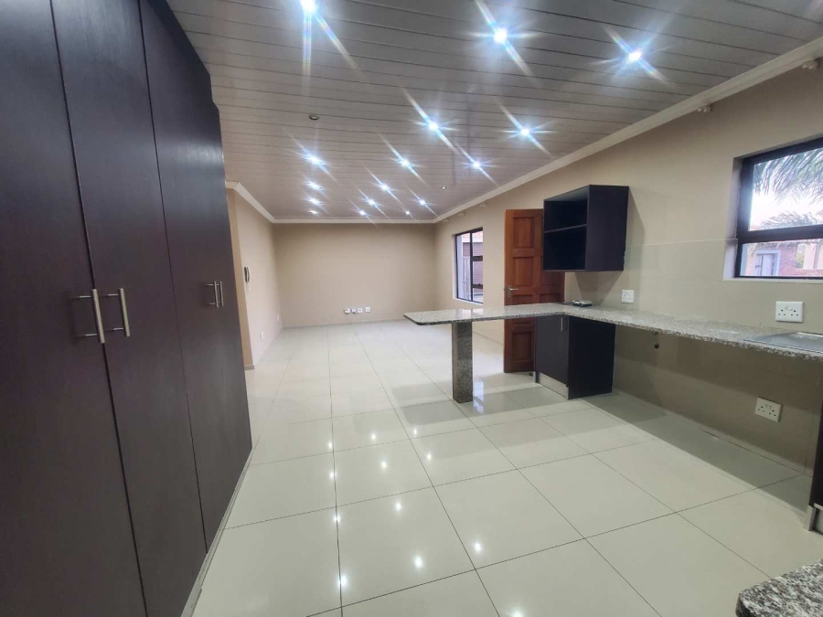 3 Bedroom Property for Sale in Groblerpark Gauteng