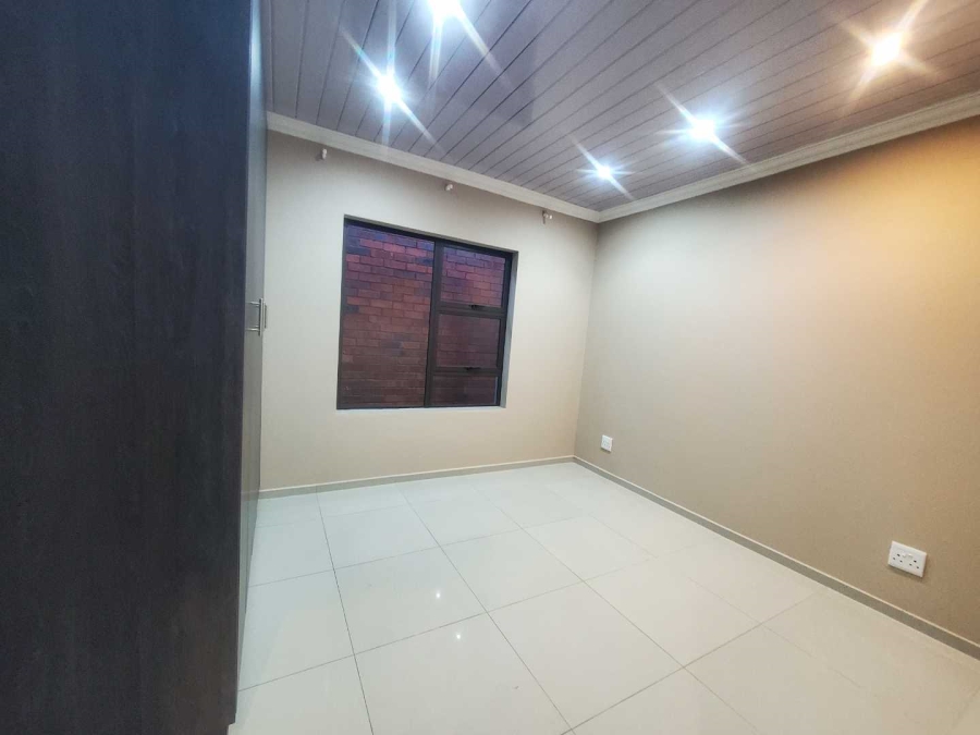 3 Bedroom Property for Sale in Groblerpark Gauteng