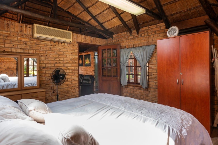 3 Bedroom Property for Sale in Glenvista Gauteng