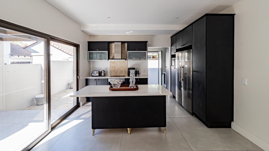 3 Bedroom Property for Sale in Fourways Gauteng