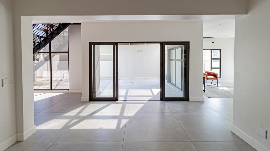 3 Bedroom Property for Sale in Fourways Gauteng