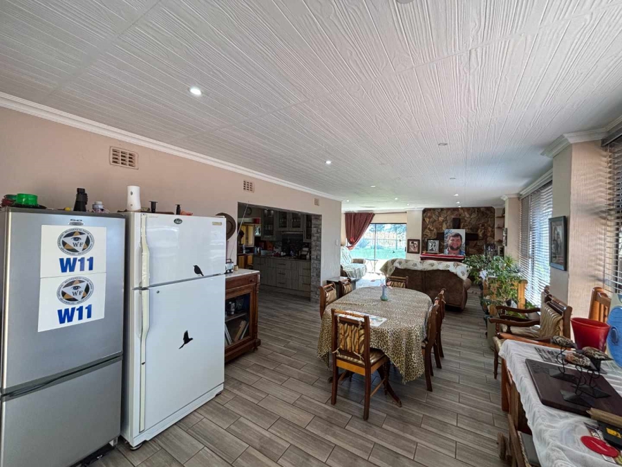 7 Bedroom Property for Sale in Schoongezicht Gauteng