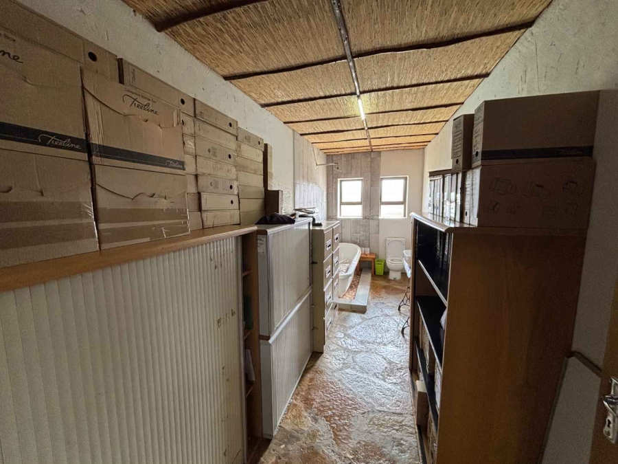 7 Bedroom Property for Sale in Schoongezicht Gauteng