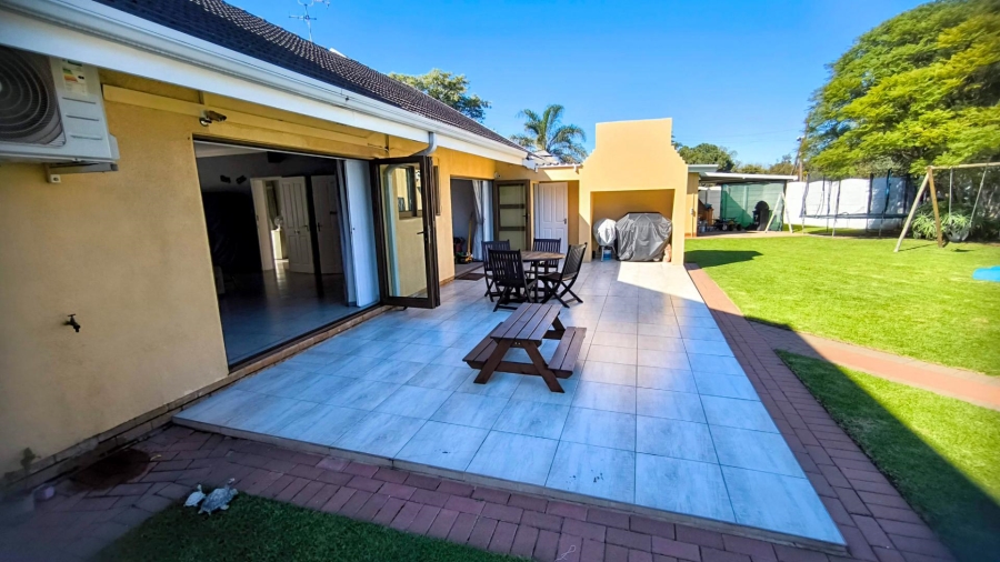 4 Bedroom Property for Sale in Brackenhurst Gauteng