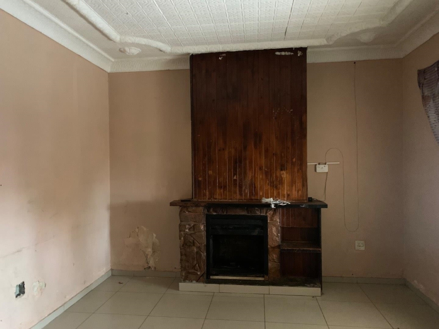 4 Bedroom Property for Sale in Rosettenville Gauteng