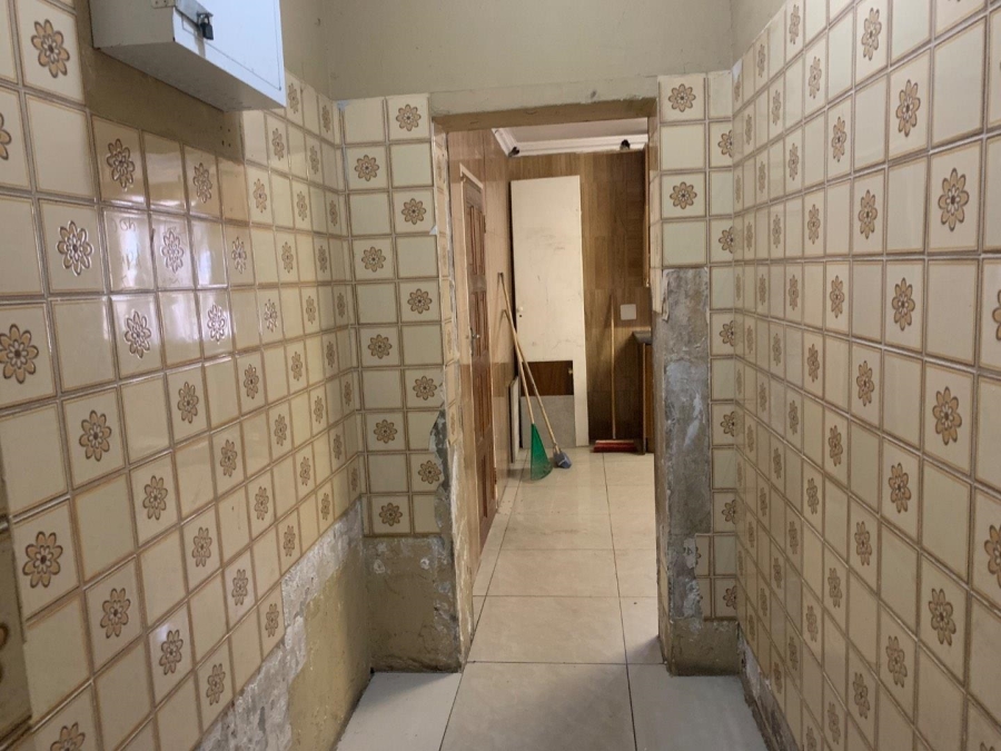 4 Bedroom Property for Sale in Rosettenville Gauteng