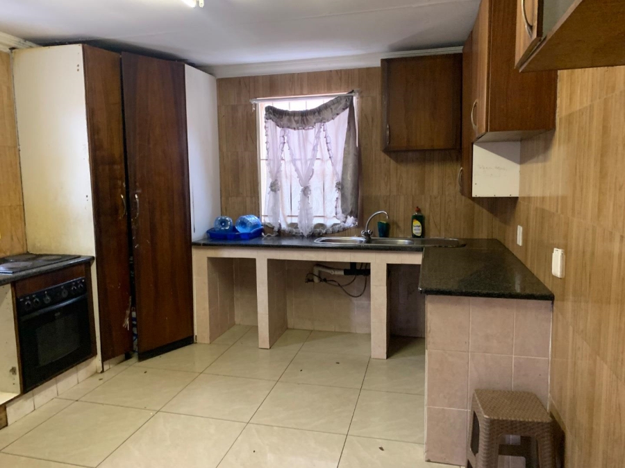 4 Bedroom Property for Sale in Rosettenville Gauteng