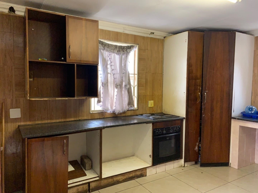 4 Bedroom Property for Sale in Rosettenville Gauteng