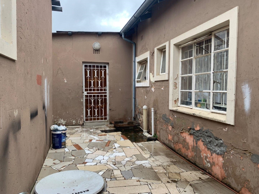 4 Bedroom Property for Sale in Rosettenville Gauteng
