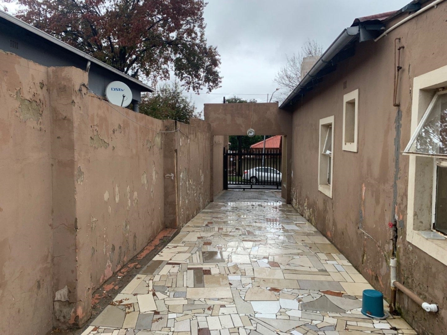 4 Bedroom Property for Sale in Rosettenville Gauteng